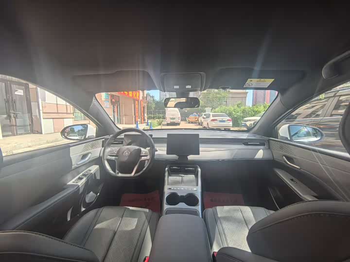 BYD Qin Plus, 2025 — фото 5 из 9