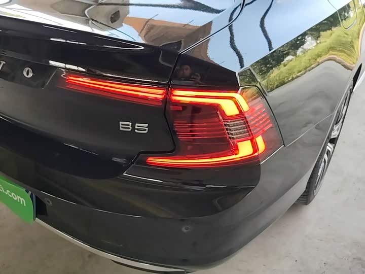 Volvo S90, 2023 — фото 8 из 9