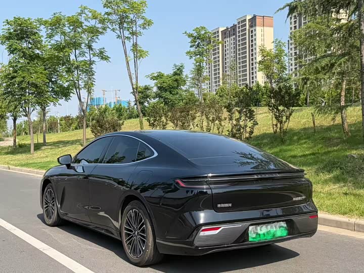 Geely Galaxy Starshine 8 EM-i, 2025 — фото 8 из 9