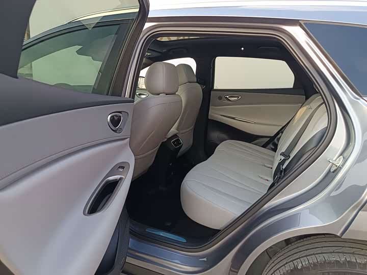 BYD Sea Lion 06 Hybrid/EV, 2025 — фото 7 из 9