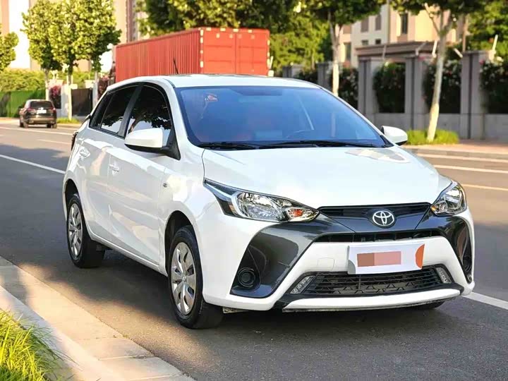 Toyota Yaris L Hatchback, 2021 — фото 3 из 7