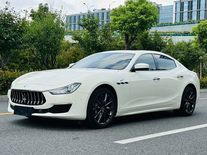 Maserati Ghibli, 2022 — купить в Йошкар-Оле под ключ