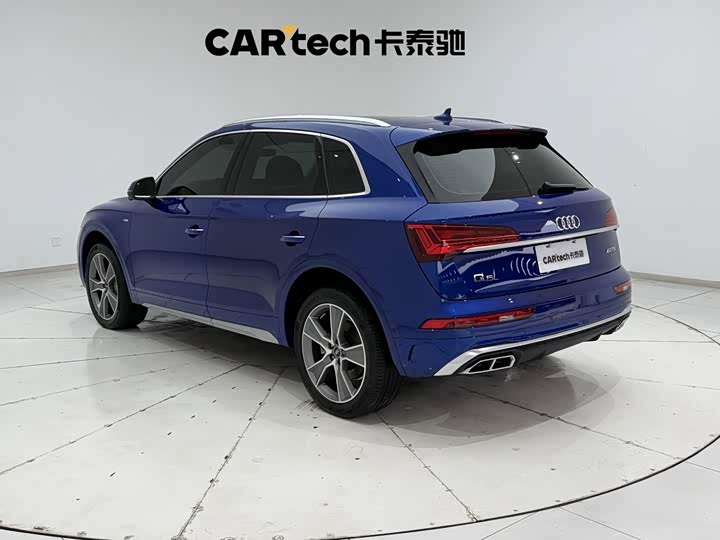 Audi Q5L, 2022 — фото 7 из 9