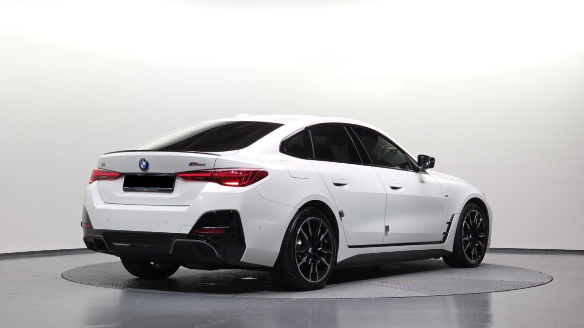 BMW i4, 2025 — фото 2 из 12