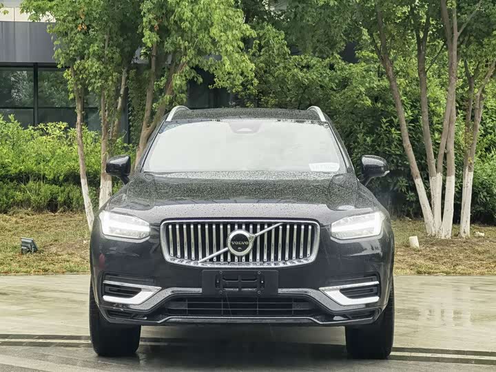 Volvo XC90 Hybrid, 2023 — фото 2 из 9