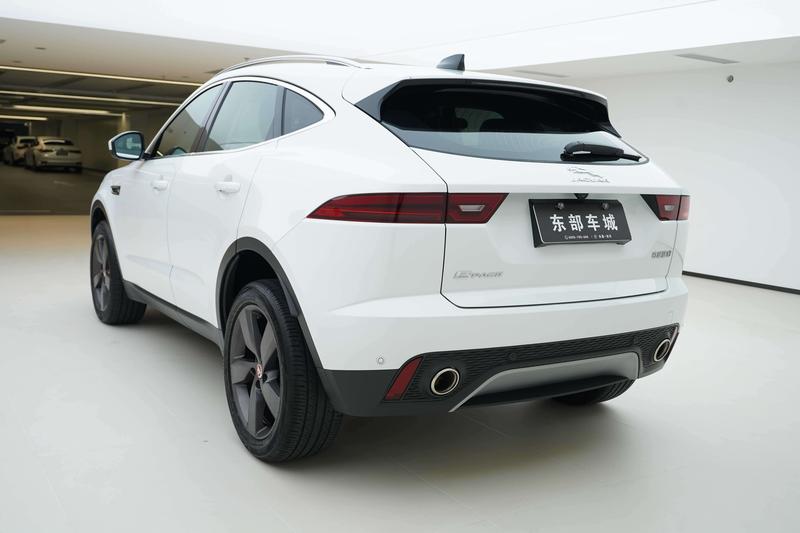 Jaguar E-Pace, 2023 — фото 4 из 12