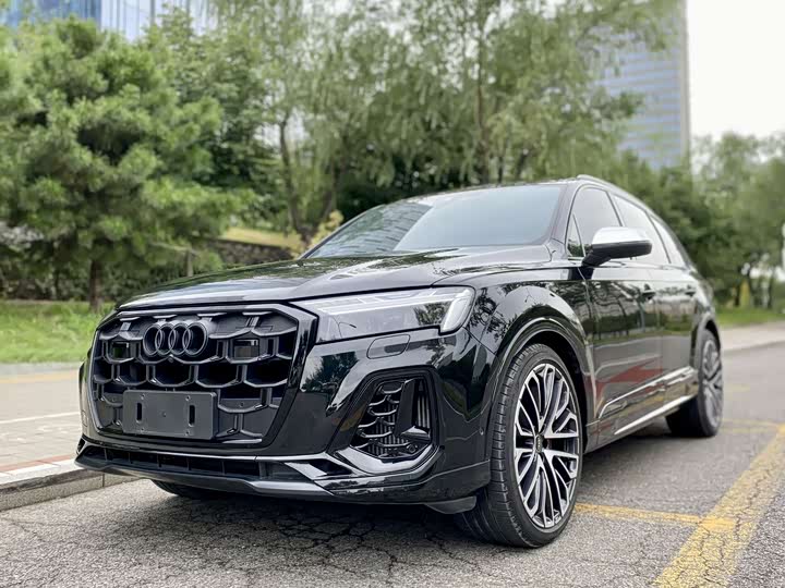 Audi SQ7, 2025 — купить в Костроме под ключ