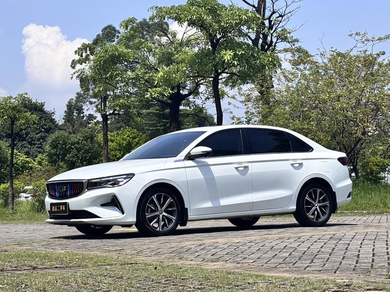 Geely Emgrand, 2022 — купить в Санкт-Петербурге под ключ