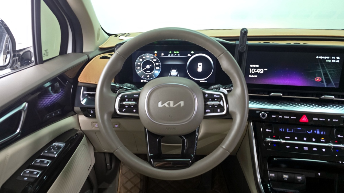 Kia Carnival, 2023 — фото 12 из 12
