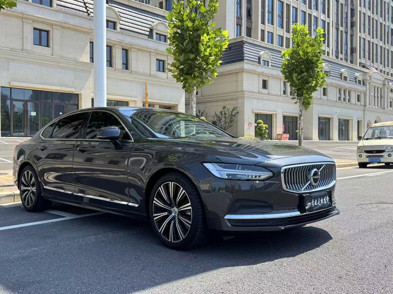 Volvo S90, 2023 — фото 3 из 12