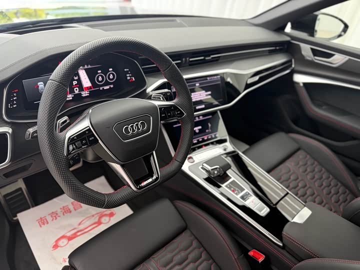 Audi RS 6, 2024 — фото 7 из 9