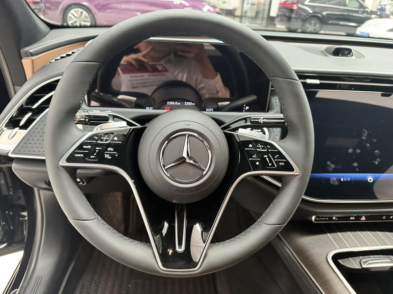 Mercedes-Benz E-Class, 2026 — фото 6 из 11
