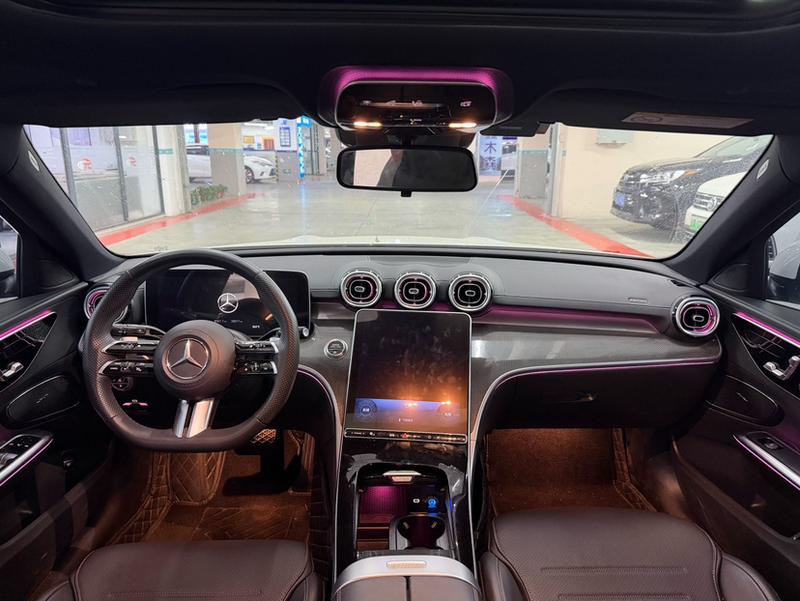 Mercedes-Benz C-Class, 2023 — фото 7 из 9