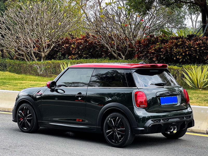 Mini Mini JCW, 2022 — фото 5 из 12
