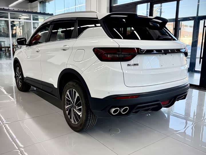 Geely Coolray, 2021 — фото 4 из 9