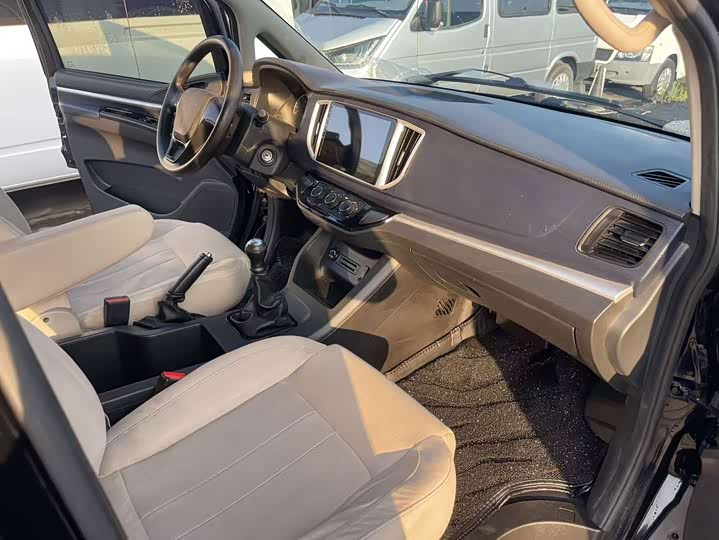 Dongfeng Forthing Lingzhi M5, 2022 — фото 7 из 9