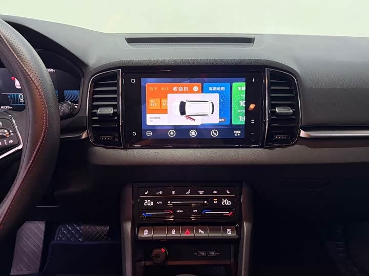 Skoda Karoq, 2022 — фото 6 из 9