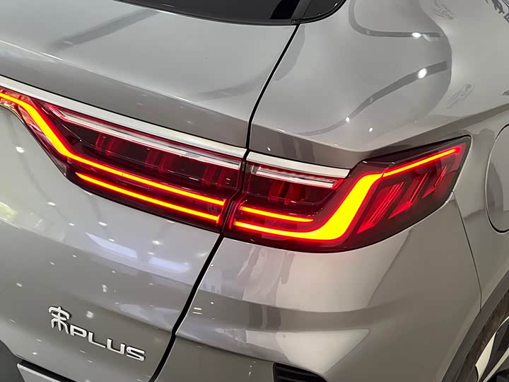 BYD Song Plus Hybrid/EV, 2023 — фото 6 из 9
