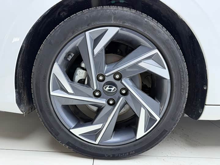 Hyundai Elantra N line, 2023 — фото 8 из 9