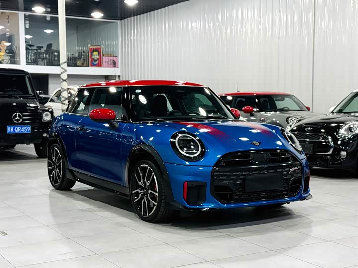 Mini Mini JCW, 2025 — купить в Саратове под ключ