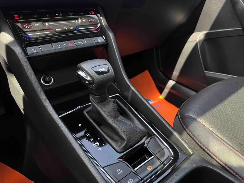 Skoda Karoq, 2023 — фото 11 из 12