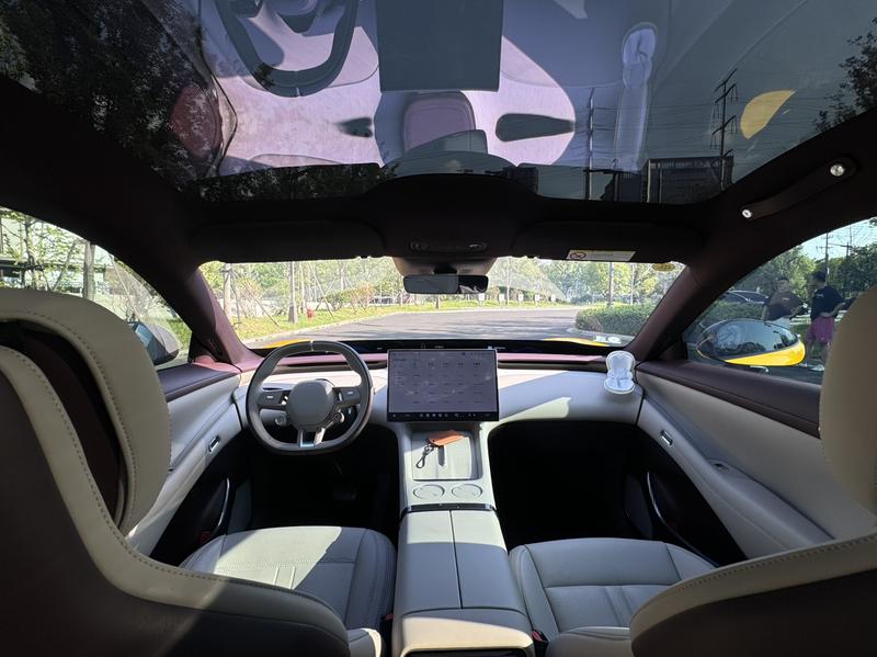 Tesla Model 3, 2024 — фото 5 из 8