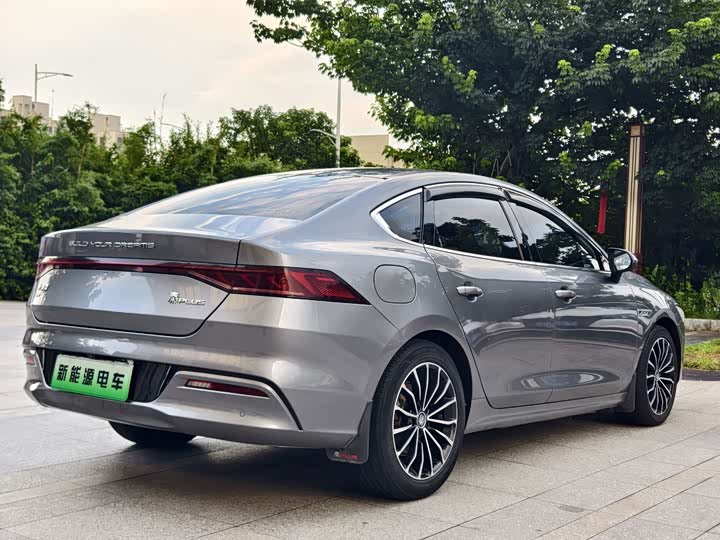 BYD Qin Plus, 2021 — фото 7 из 9