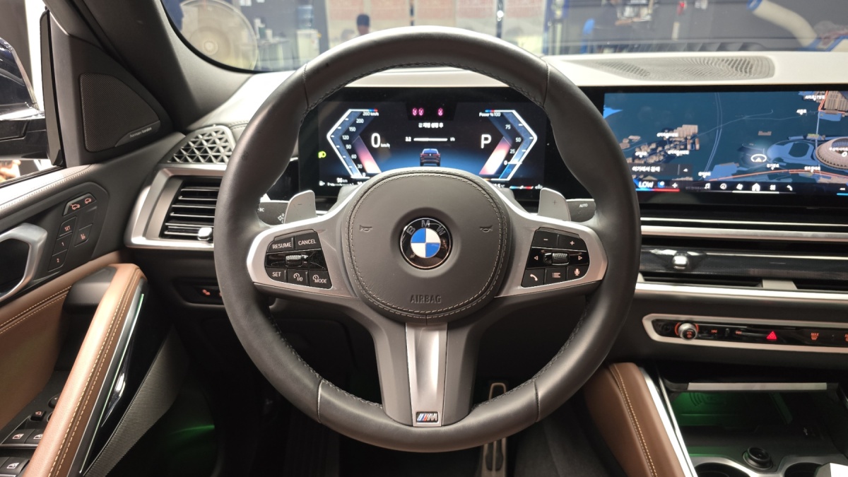 BMW X6, 2024 — фото 12 из 12