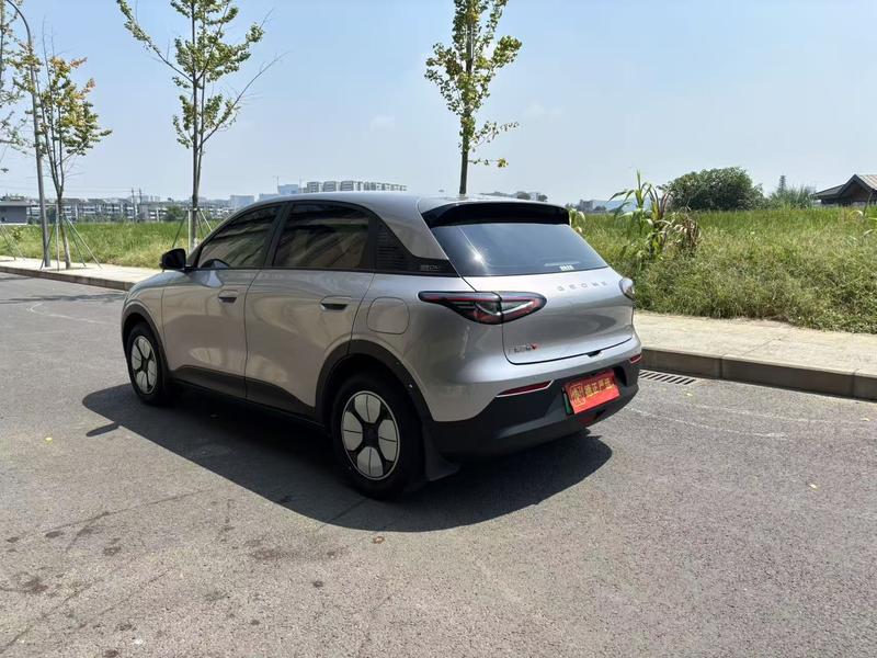 Geely Galaxy Geome, 2025 — фото 4 из 11