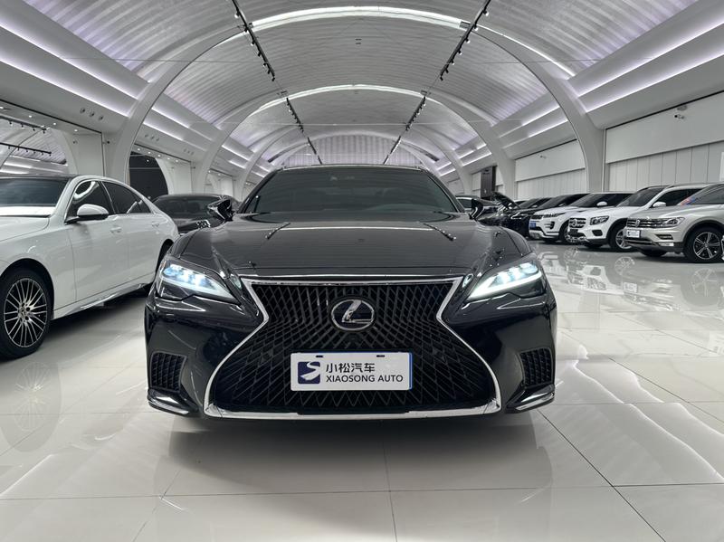 Lexus LS, 2022 — фото 2 из 12
