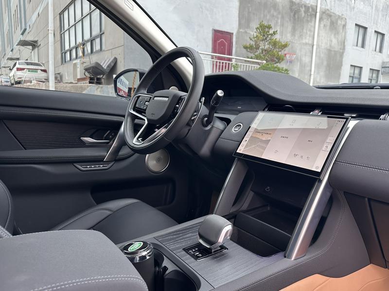 Land Rover Discovery Sport, 2024 — фото 4 из 12