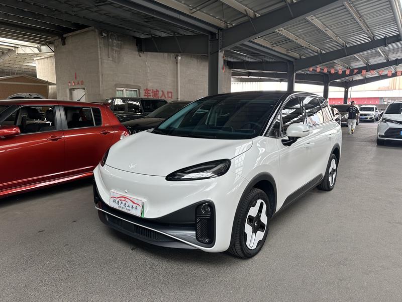 BAIC Arcfox Kaola, 2024 — купить в Пензе под ключ