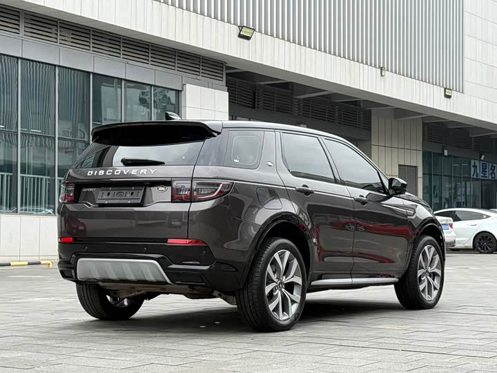 Land Rover Discovery Sport, 2023 — фото 5 из 9