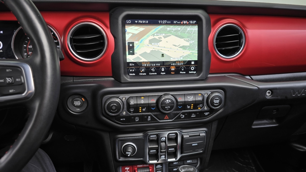 Jeep Wrangler, 2022 — фото 11 из 12