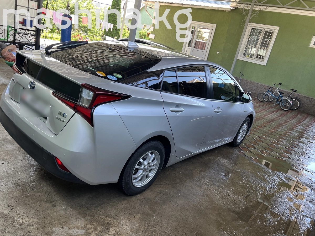 Toyota Prius, 2021 — фото 3 из 12