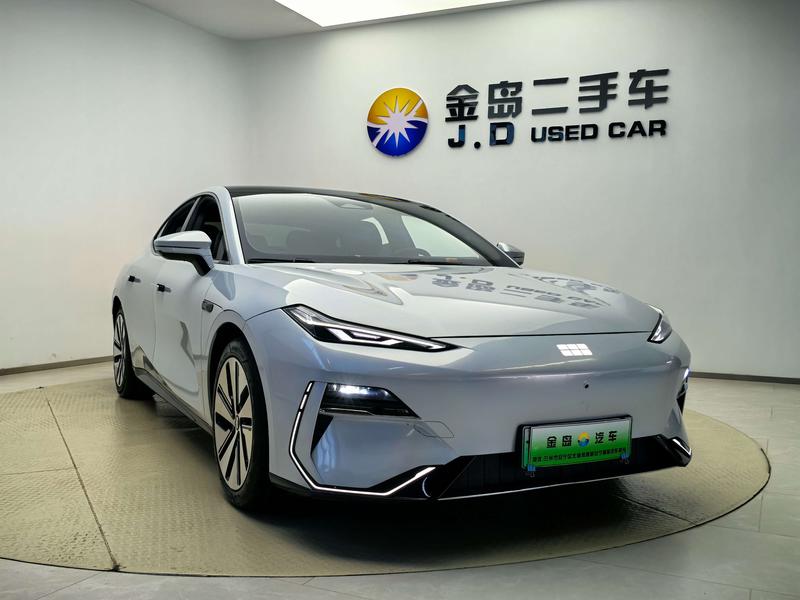 Geely Galaxy E8, 2023 — фото 3 из 12