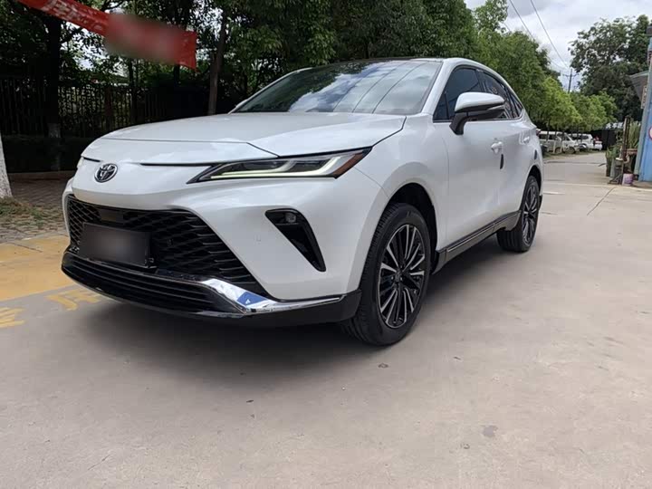 Toyota Venza, 2022 — купить в Перми под ключ