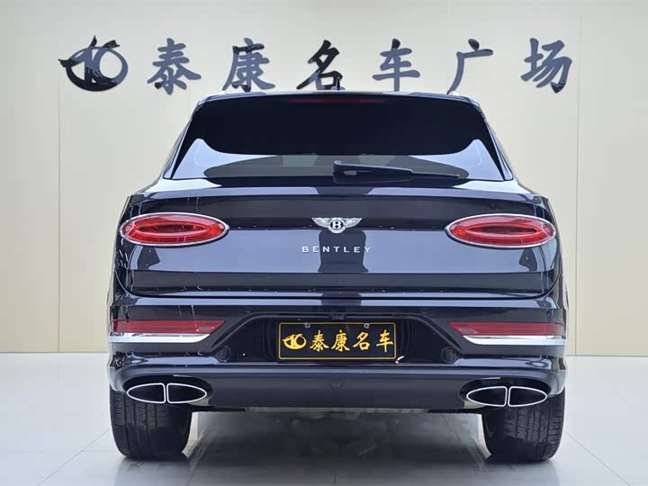Bentley Bentayga, 2022 — фото 3 из 12