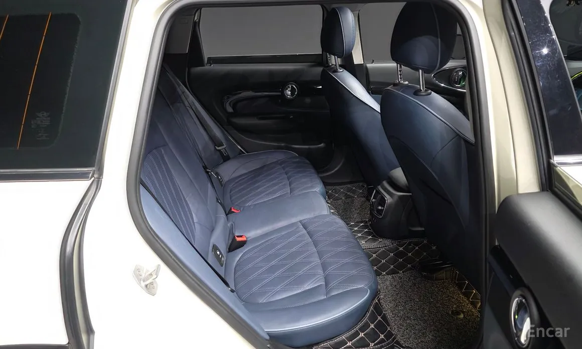 Mini Clubman, 2022 — фото 12 из 12