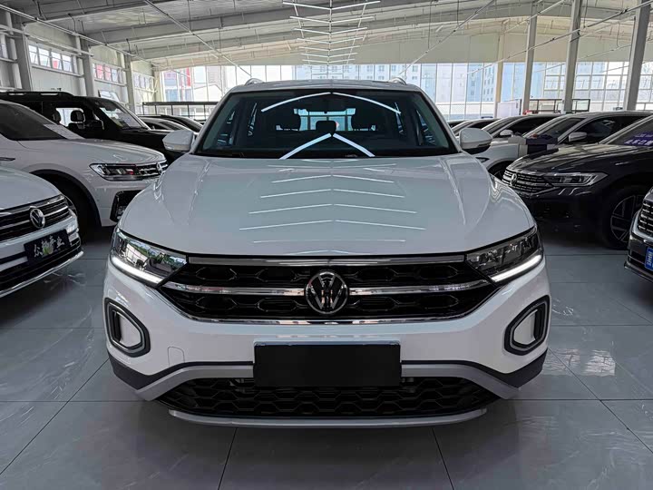 Volkswagen T-Roc, 2024 — фото 2 из 9