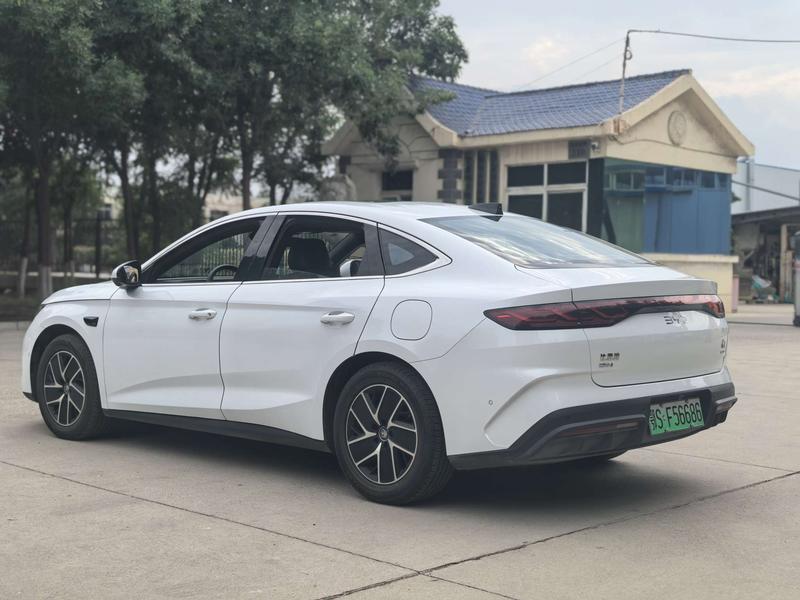BYD Qin L, 2025 — фото 4 из 10