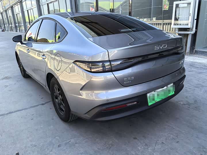 BYD Seal 05 DM-i Hybrid, 2025 — фото 4 из 9