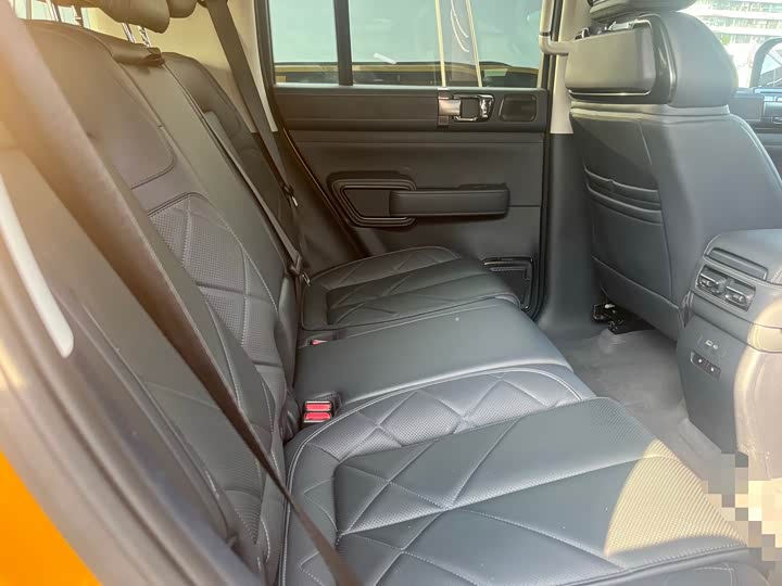 BYD FangChengBao Leopard 5, 2024 — фото 6 из 9