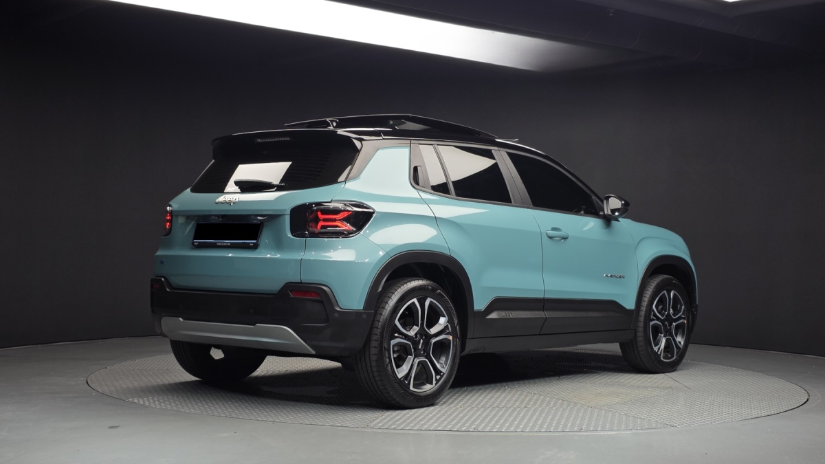 Jeep Avenger, 2024 — фото 2 из 12