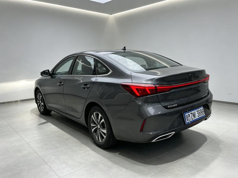 Changan Eado Plus, 2022 — фото 4 из 8