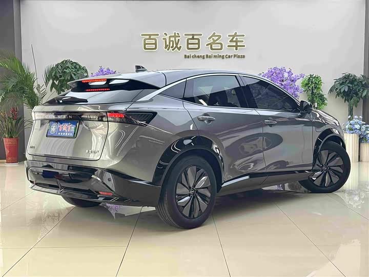 Nissan Ariya EV, 2024 — фото 5 из 9