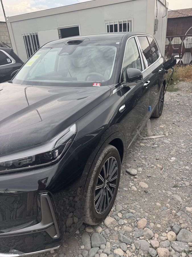 Geely Galaxy M9, 2026 — фото 2 из 7