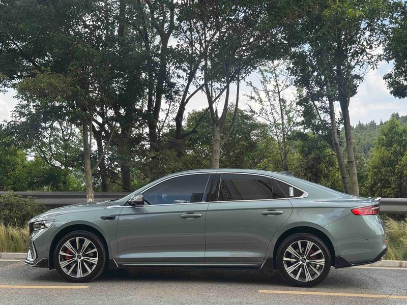 Geely Preface, 2025 — фото 4 из 12