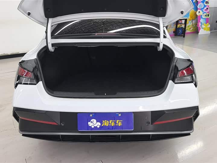 Hyundai Elantra N line, 2025 — фото 4 из 9