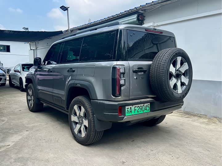 BAIC Beijing BJ40 Hybrid, 2026 — фото 9 из 9